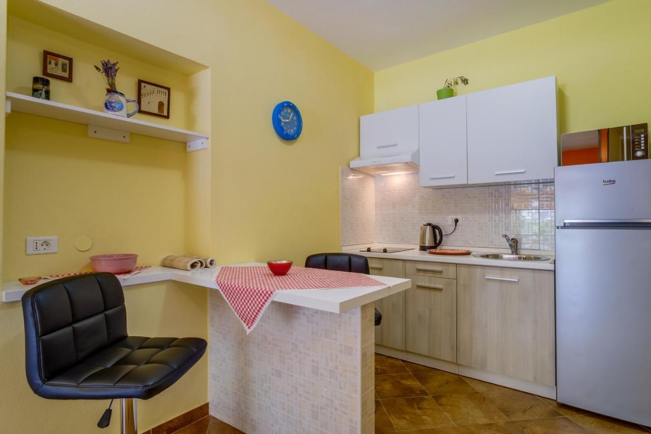 Abba Apartments 말리로시니 외부 사진
